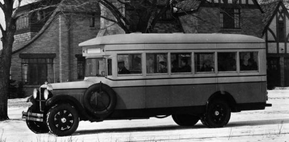 1928 Bus Studebaker